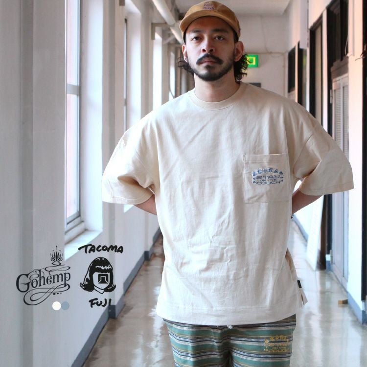 GOHEMP x TACOMA FUJI RECORDS STAY ON THE COUCH WIDE SLIT TEE